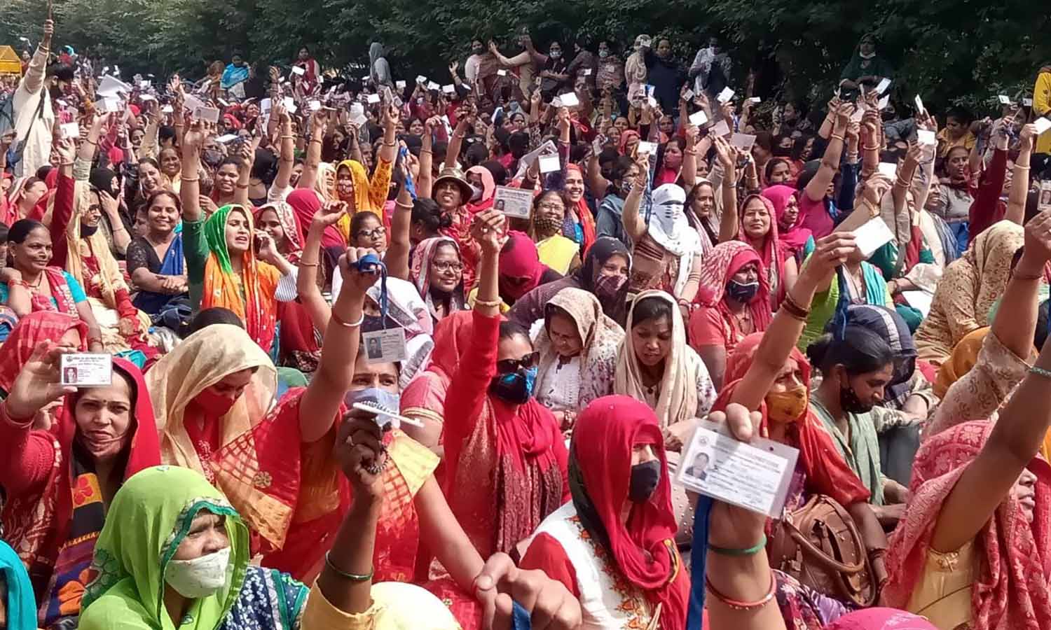 Why Delhis Anganwadi Workers Are Fighting For Higher Pay, Social Security Why Delhis Anganwadi Workers Are Fighting For Higher Pay, Social Security