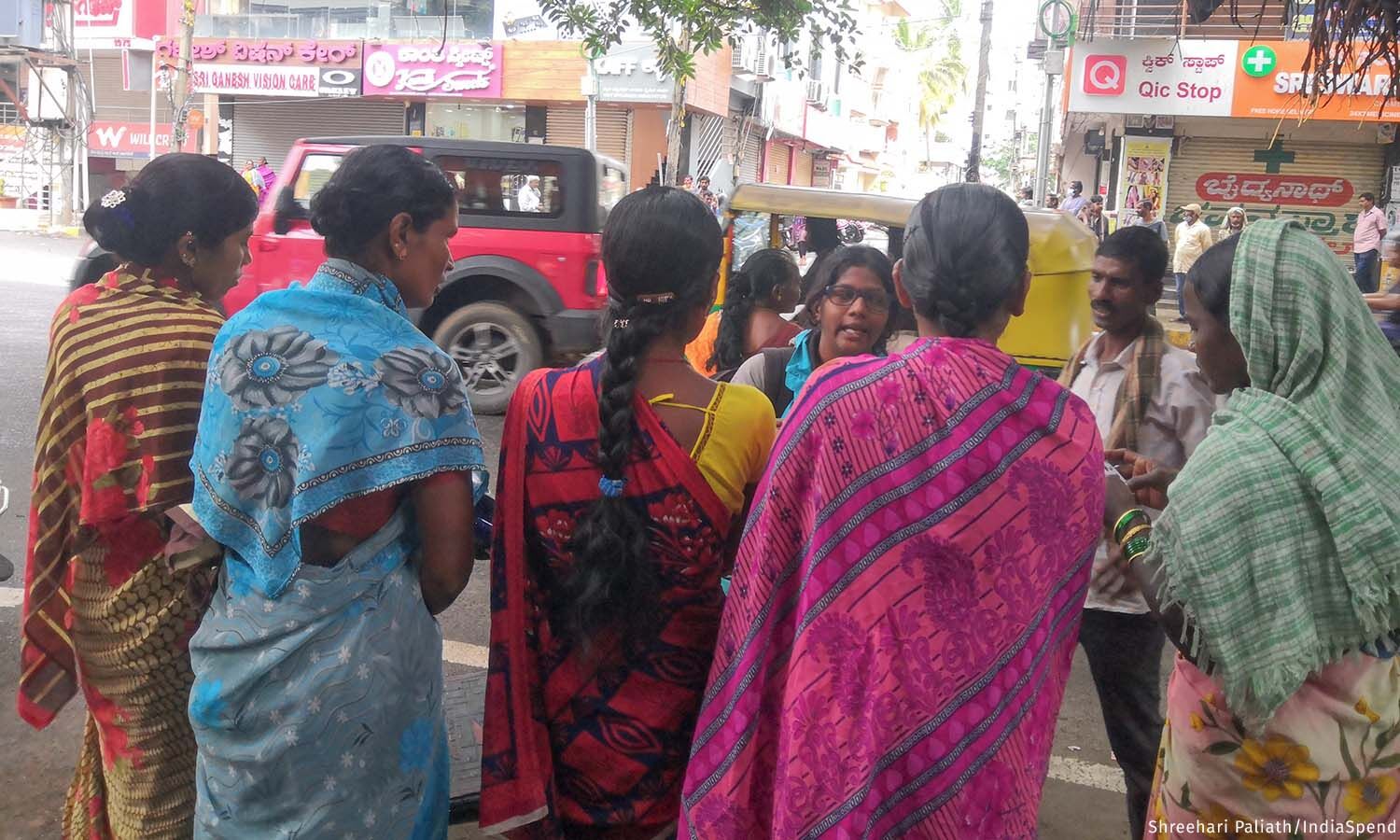 How A Labour Helpline Is Helping Informal Workers Recover Wages How A Labour Helpline Is Helping Informal Workers Recover Wages