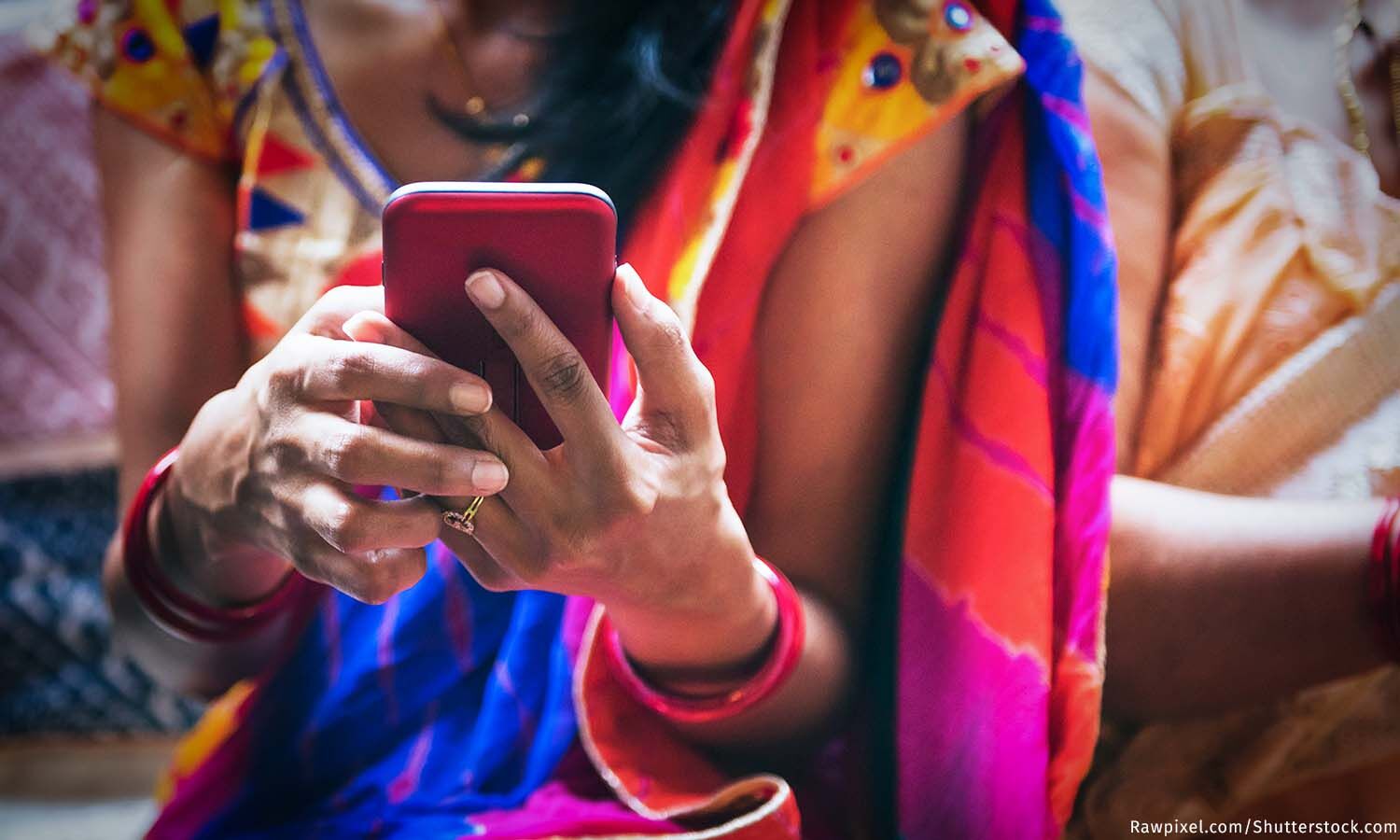 Disconnected: How Digital India Is Leaving Women Behind Disconnected: How Digital India Is Leaving Women Behind