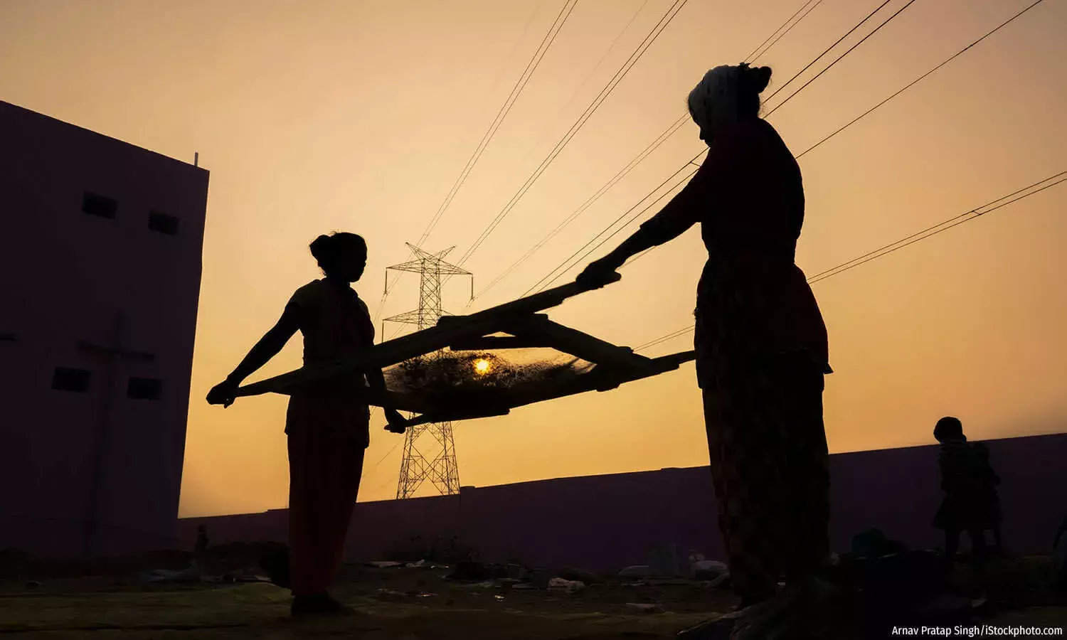 #DataViz: The Gender Gap In Maharashtra’s Construction Sector #DataViz: The Gender Gap In Maharashtra’s Construction Sector
