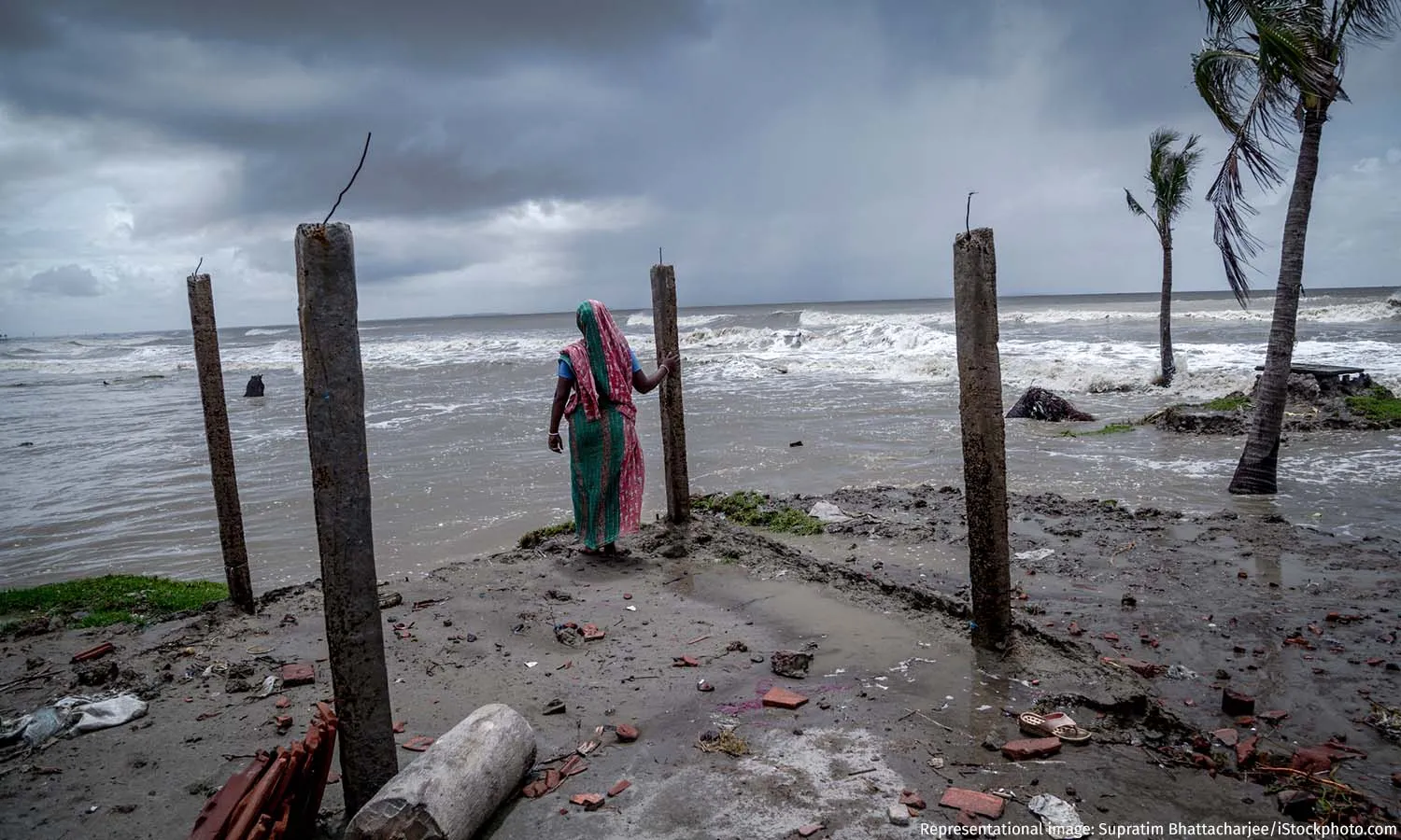 Climate Crisis Makes Sundarbans Population Vulnerable to Migration-Related Exploitation Climate Crisis Makes Sundarbans Population Vulnerable to Migration-Related Exploitation