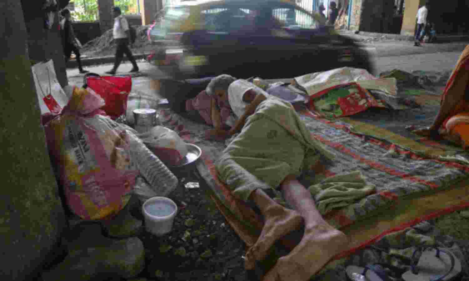 On A Mumbai Street, Aspiring Soldier Endures India’s Cancer-Care Crisis