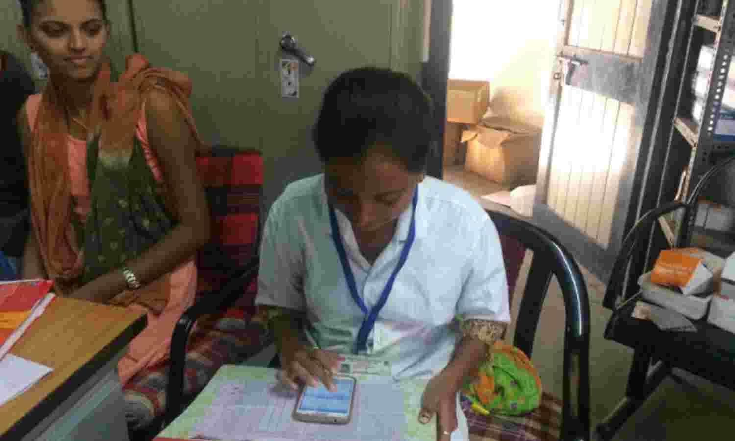 #Notebandi Frontlines: Farm To Loom, Textiles--Employer Of 25 Million--Totter