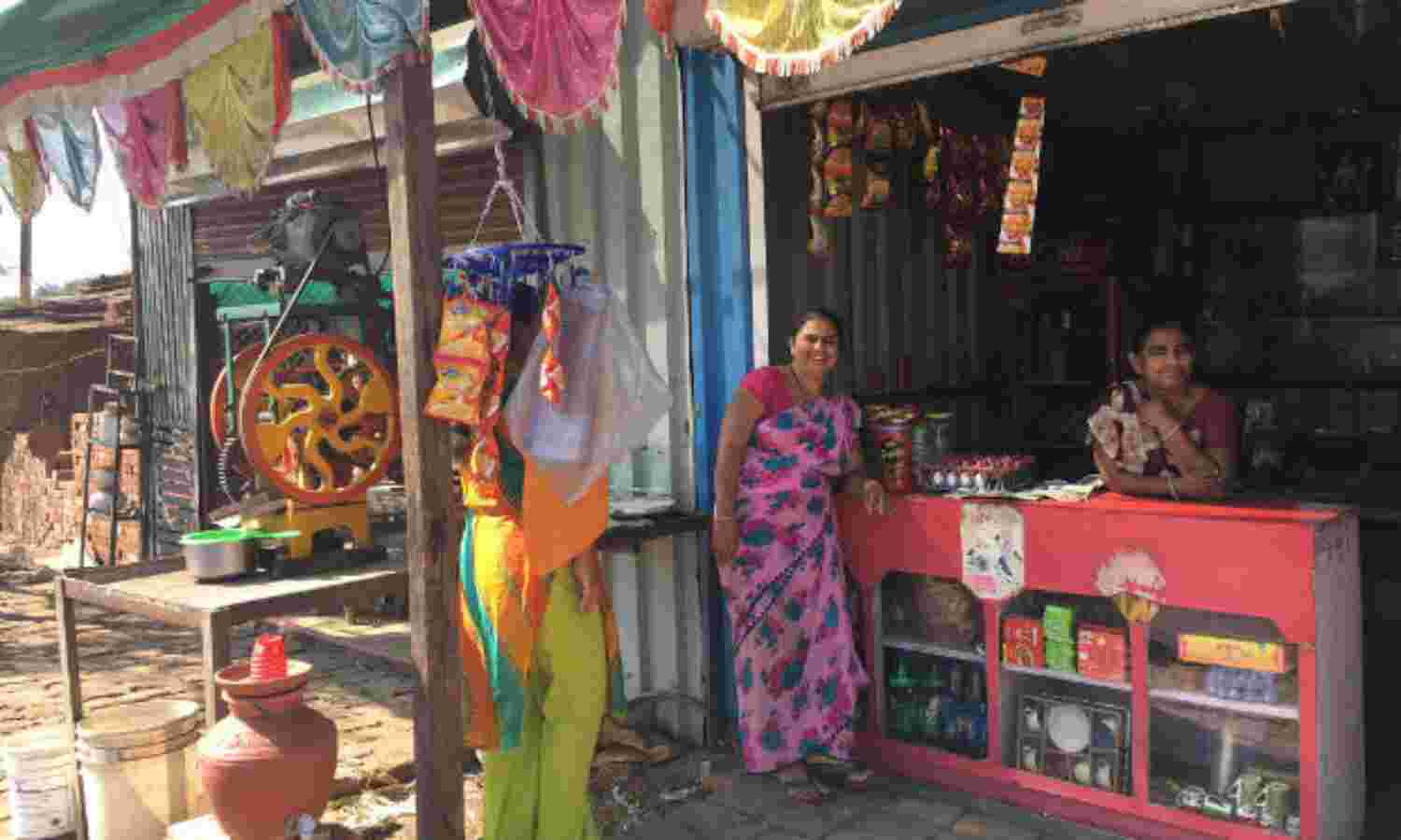 #Notebandi Frontlines: Small Stores Struggle To Survive, But Many Support Modi