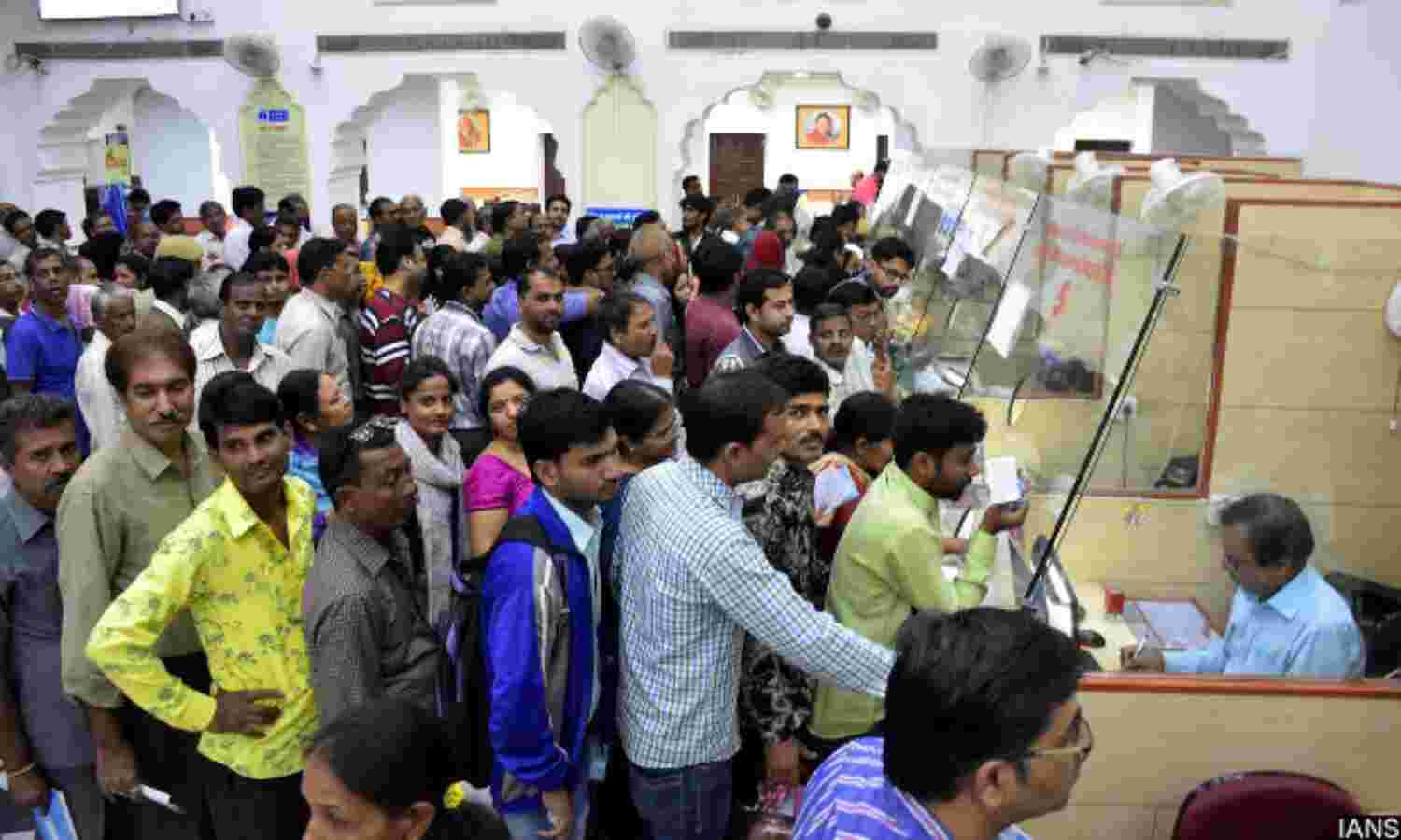 Demonetisation Will Hit Agriculture, Informal Workers Worst: Study (But It’s Good Idea)