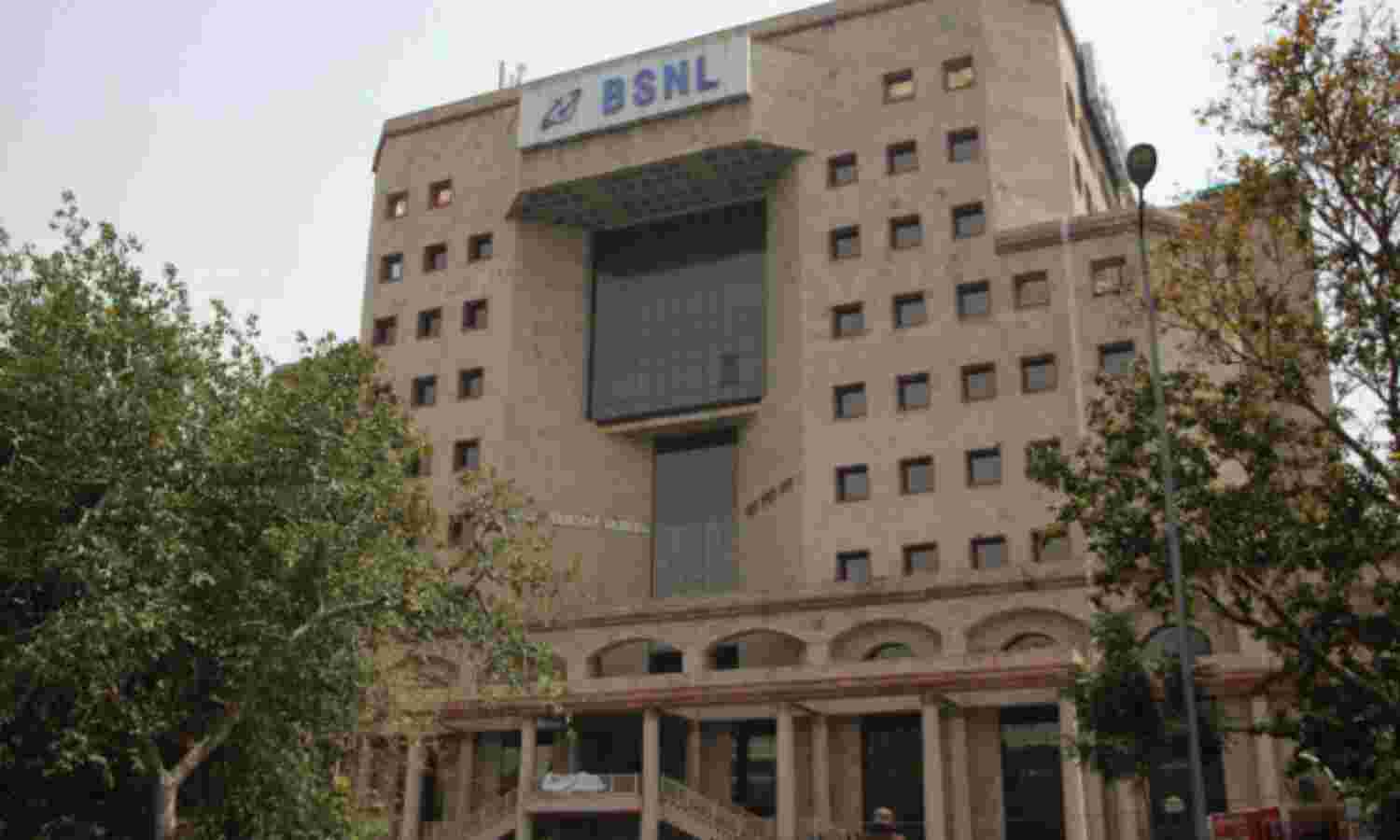 First Time In 5 Years, PSU Profits Fell In 2015