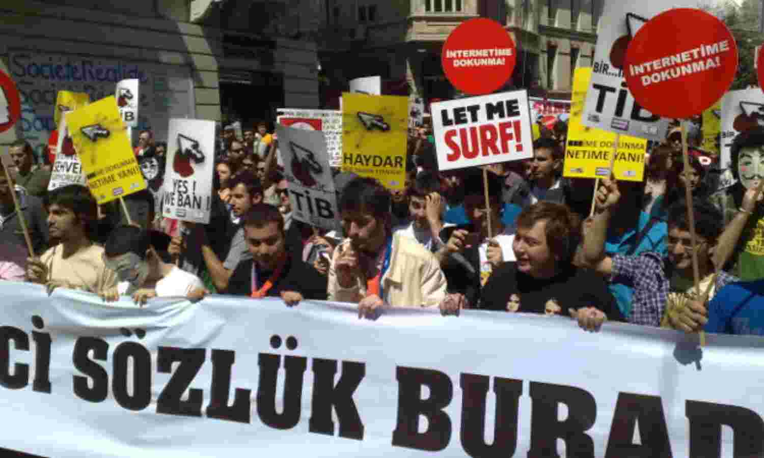 In Bringing Back 66A, Warnings From Turkey, Russia