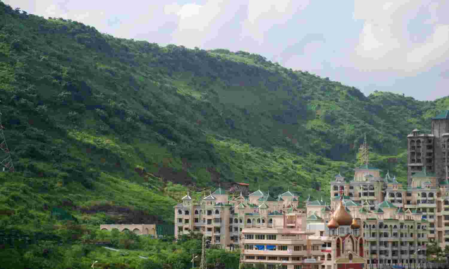 Why Mumbai Has Few Flats To Rent