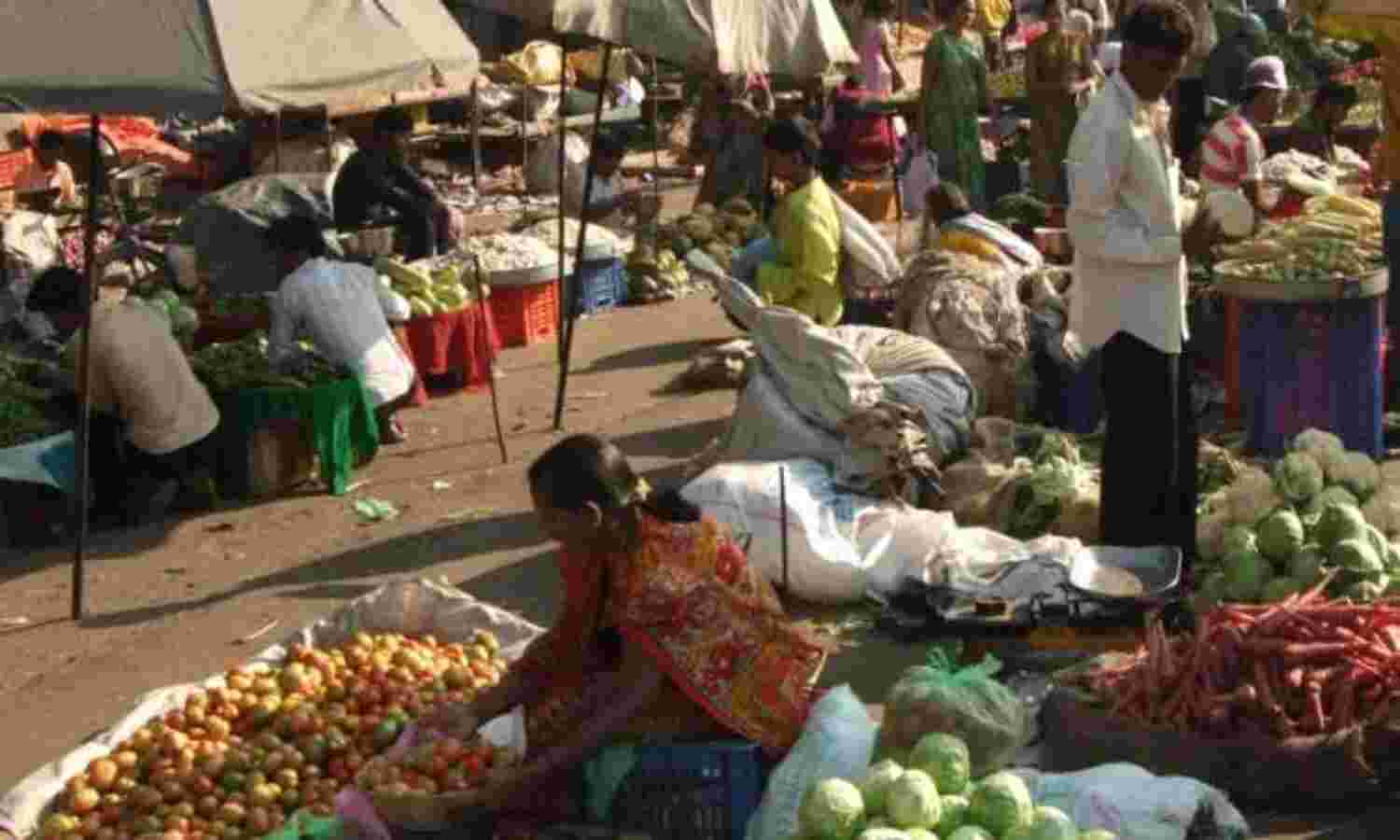 Rich-Poor Gap Widens In Urban & Rural India