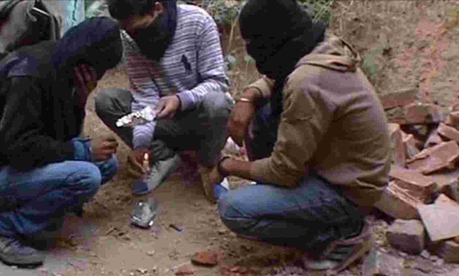 Indias Drug Traffickers Say Just Courier It