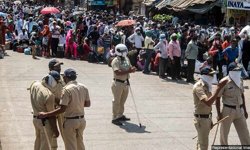 Charged In Lockdown Riot Cases, Migrant Workers Afraid To Return To Gujarat Charged In Lockdown Riot Cases, Migrant Workers Afraid To Return To Gujarat