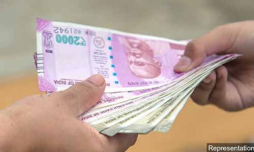 Can You Get COVID19 From Currency Notes? Mixed Evidence, But Do Take Precautions, Experts Say Can You Get COVID19 From Currency Notes? Mixed Evidence, But Do Take Precautions, Experts Say