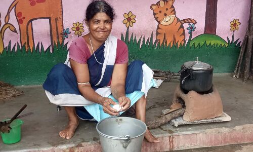 In A Nation Awash In Eggs, A State Struggles To Get Them To Children