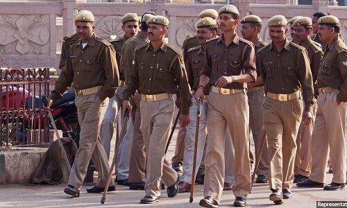 Indian Police Forces Short Of Communications, Transport, Weapons But Not Money Indian Police Forces Short Of Communications, Transport, Weapons But Not Money