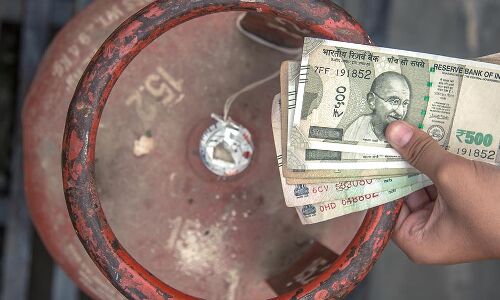 Make Cooking Gas Cheaper For Poor, Remove Subsidy For Rich: Study