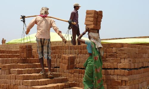 New Formula Could Double National Minimum Wage To Rs 375/Day, But Implementation Is Key