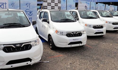 Global Climate Summit Urges Electric Vehicles. India, After Ambitious Plans, Beats Quiet Retreat Global Climate Summit Urges Electric Vehicles. India, After Ambitious Plans, Beats Quiet Retreat