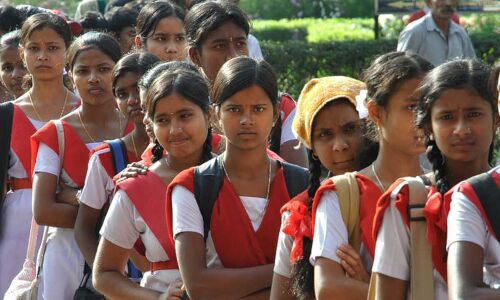 7 In 10 Teenage Indian Girls Want To Graduate, 3 In 4 Have Career Plan: New Survey 7 In 10 Teenage Indian Girls Want To Graduate, 3 In 4 Have Career Plan: New Survey