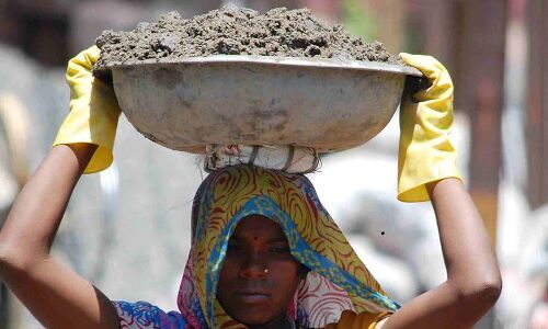 66% Working Indians Earn Less Because Of Childhood Stunting, One Of World’s Worst Rates