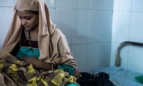 6 In 10 Indian Babies Miss Out On Early Breastfeeding And Its Life-Saving Benefits 6 In 10 Indian Babies Miss Out On Early Breastfeeding And Its Life-Saving Benefits
