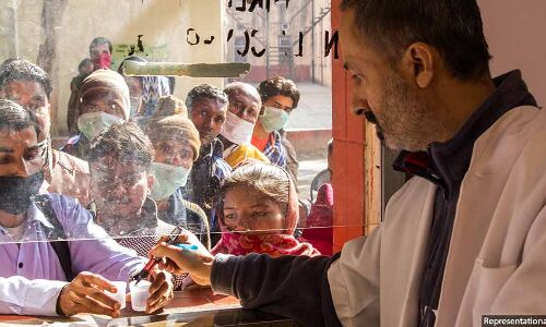 Why India’s Poor Buy Essential Medicines From Private Pharmacies Why India’s Poor Buy Essential Medicines From Private Pharmacies