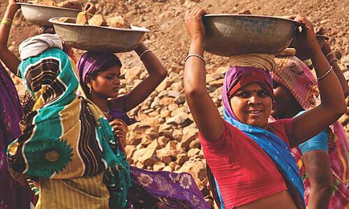 Budget 2018: Highest Funding To MGNREGA In 2017. Yet, 56% Wages Delayed