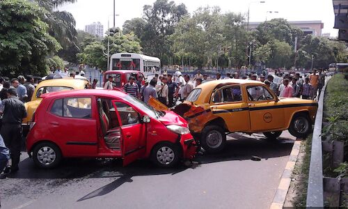 Deadly Afternoons: 35% Of Indian Road Accidents Reported Between 3 pm & 9 pm Deadly Afternoons: 35% Of Indian Road Accidents Reported Between 3 pm & 9 pm