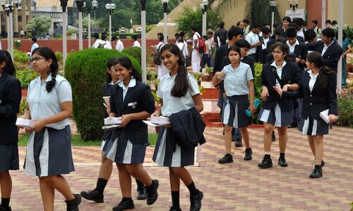 India Enrolls More Children In Secondary School, But Is Failing To Teach Them India Enrolls More Children In Secondary School, But Is Failing To Teach Them
