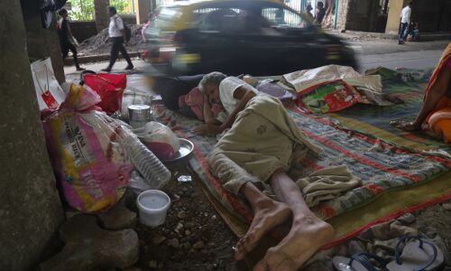 On A Mumbai Street, Aspiring Soldier Endures India’s Cancer-Care Crisis On A Mumbai Street, Aspiring Soldier Endures India’s Cancer-Care Crisis