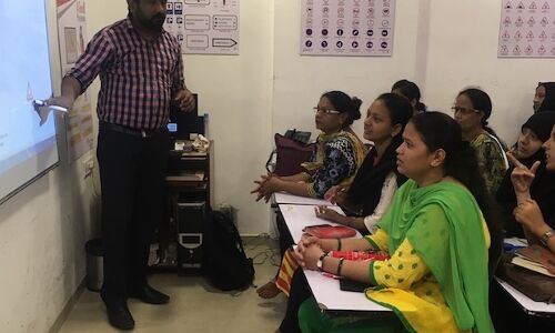 Housework Keeps India’s Women At Home. Some Women Are Changing That Housework Keeps India’s Women At Home. Some Women Are Changing That