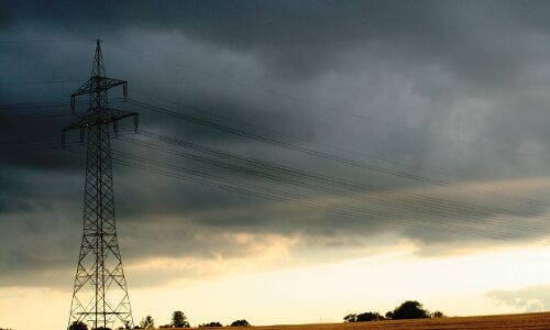 With Most Indians Opposed To Power Tariff Hike, Discoms Caught In Loss-Debt Trap With Most Indians Opposed To Power Tariff Hike, Discoms Caught In Loss-Debt Trap