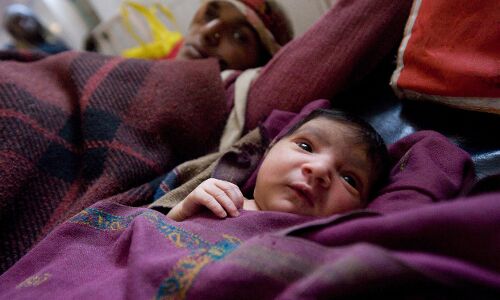 India Reduces Baby Deaths But Still Hasn’t Met 2012 Targets