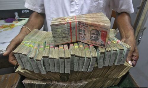 Rs 14 Lakh Cr Cash Junked--What That Means For Black Money Rs 14 Lakh Cr Cash Junked--What That Means For Black Money