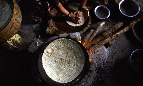 95% Rural Homes Use Wood, Dung For Cooking In 6 States 95% Rural Homes Use Wood, Dung For Cooking In 6 States