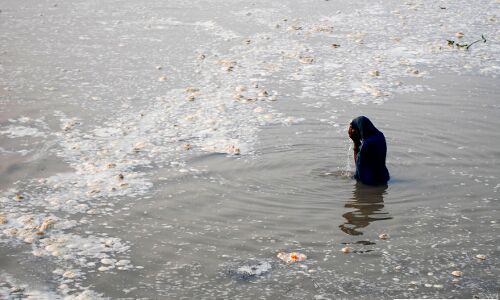 Rs 986 Cr. 30 Years. Ganga Water-Quality Plunges