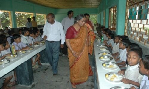 Mid Day Meal Has 24 Lakh Cooks But Still Falls Short