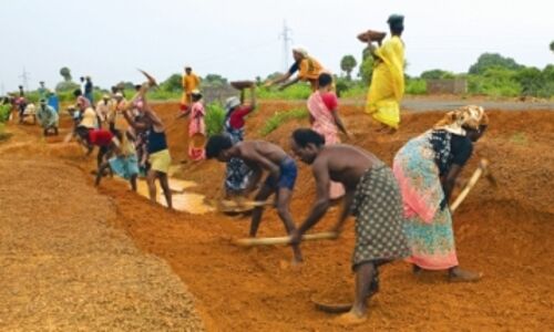 Link Between NREGA Spend & Employment? Link Between NREGA Spend & Employment?
