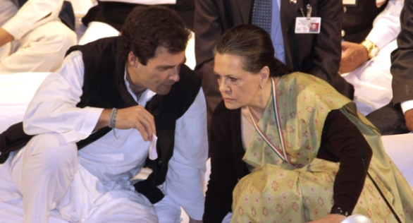 rahul gandhi and sonia gandhi_COVER_WIDTH 620px_HT 320px